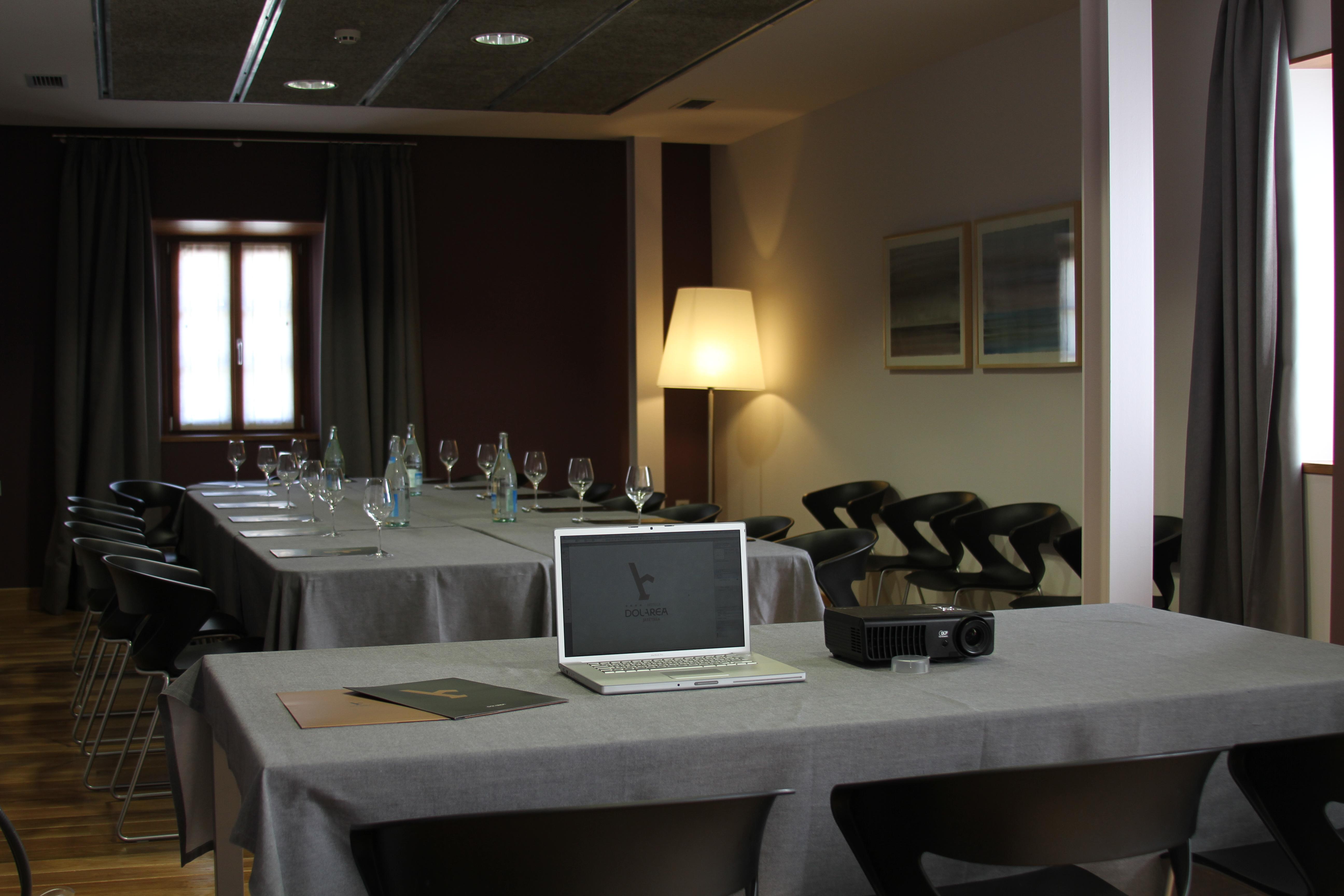 Hotel Dolarea Beasain Bagian luar foto