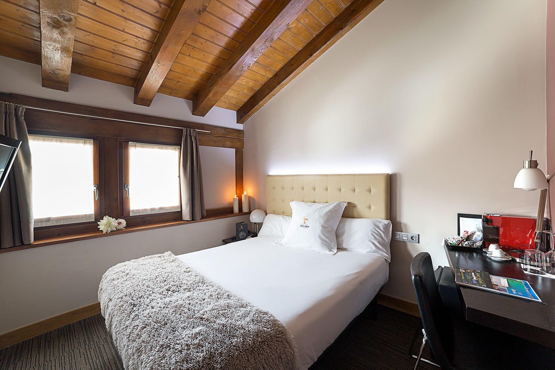 Hotel Dolarea Beasain Bagian luar foto